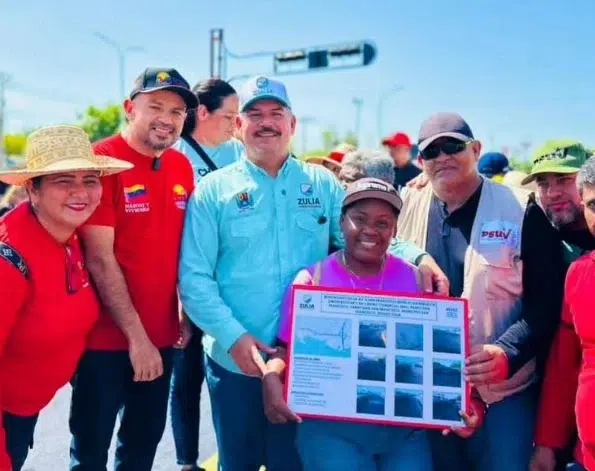 Alcalde Héctor Soto anuncia la colocación de otras 50 mil toneladas de asfalto en San Francisco