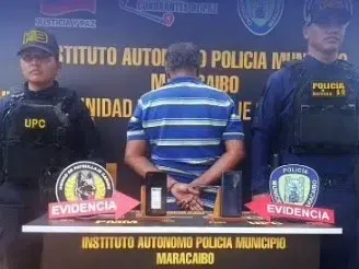 Lo descubrieron porqué dejó su teléfono botado: Preso sexagenario por grabar y cometer presunto abuso sexual en contra de dos menores en Cerros de Marín