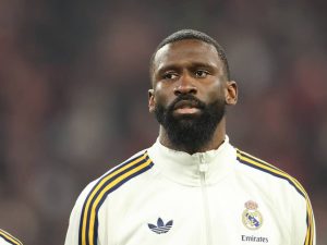 Rüdiger renueva con Real Madrid hasta 2027 y se alista para la era de Mourinho