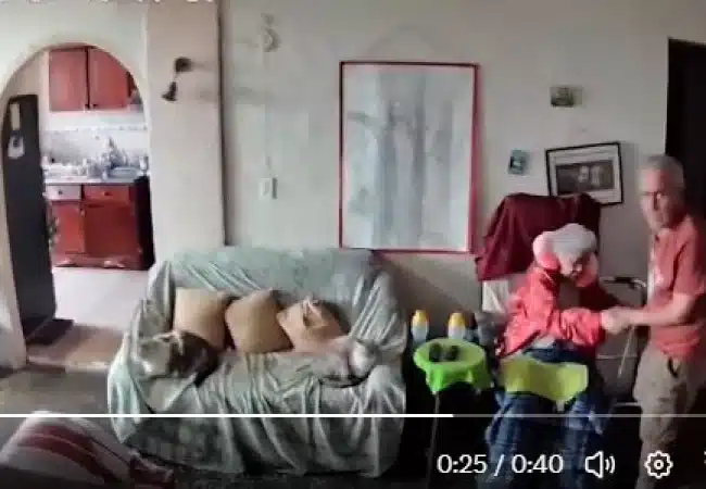 “AMOR, NO TE VAYAS”: el conmovedor video de dos abuelos que simboliza la lealtad en medio del devastador terremoto