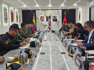 Gobernador del Zulia Luis Caldera anunció despliegue de 34 patrullas para los siete municipios en la COL
