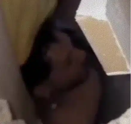 "Está volviendo a temblar, hermano… si quieres te vas": Hombre sepultado entre ruinas en La Guaira le ruega a su rescatista que huya para salvarse