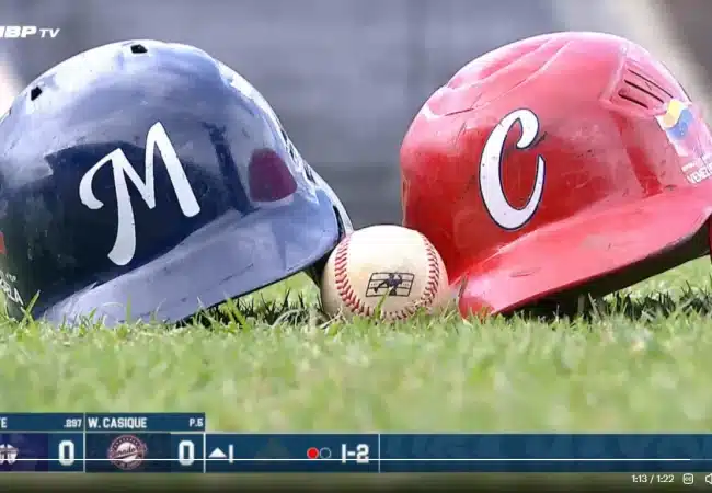 Sismo sorprendió a peloteros y fanáticos en pleno juego en el Estadio Universitario de Caracas