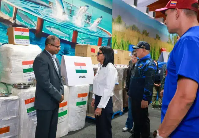 Presidenta (E) Delcy Rodríguez inspeccionó inventario de insumos y ayuda humanitaria internacional tras doble terremoto