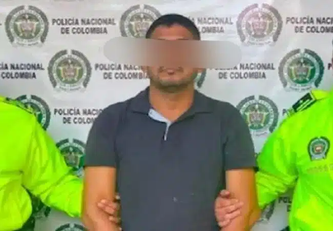 Detenido por almacenar y distribuir pornografía infantil en Colombia