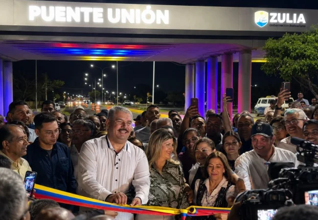 Gobernador Luis Caldera entrega totalmente rehabilitada la Circunvalación 1 de Maracaibo