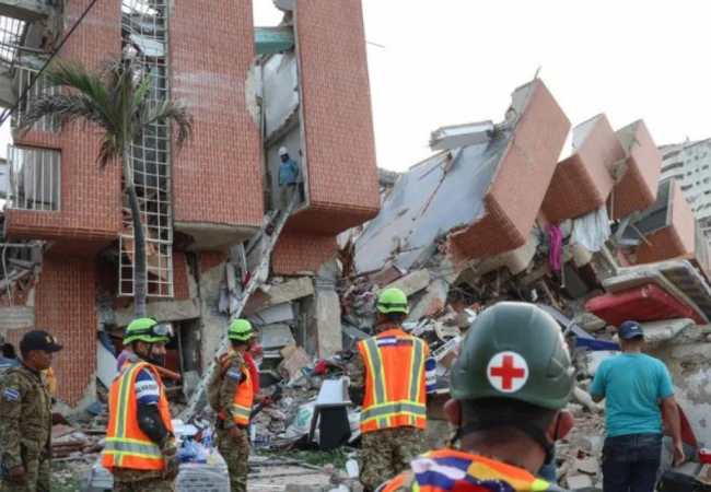 La cifra de fallecidos por los terremotos crece a cuatro mil 734: 20 mil 936 personas son atendidas en campamentos transitorios