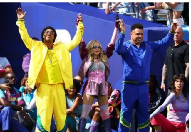 Junto a Ronaldo y Ronaldinho: Así fue la presentación de Madonna en el entretiempo de la final del Mundial 2026
