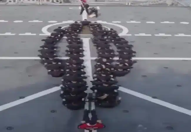 El Ejército de Noruega celebra con el "aplauso vikingo" tras eliminar a Brasil
