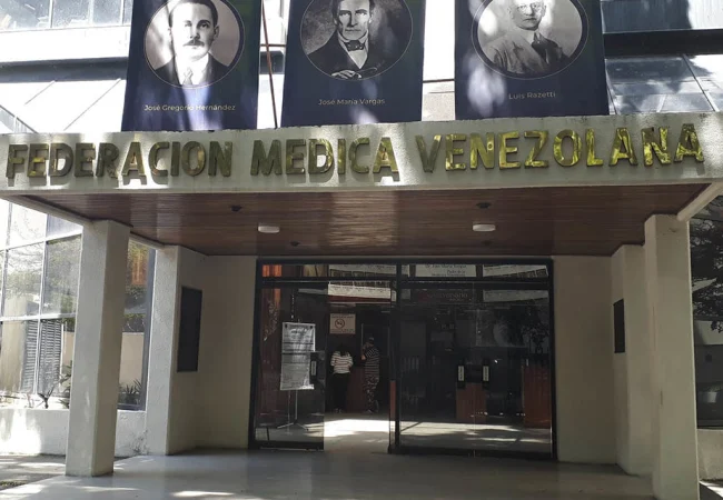 Federación Médica Venezolana alerta sobre muertes asociadas a brotes infecciosos en Barinas y Anzoátegui