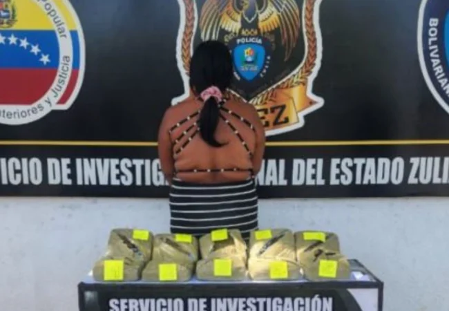 Golpe al microtráfico en el Zulia: Llevaba casi 11 kilos de droga en un bolso a bordo de una moto