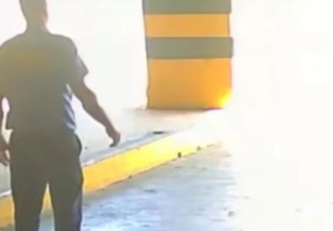 Conductor armado amenaza a vigilante del CC Gran Bazar  tras llamado de atención
