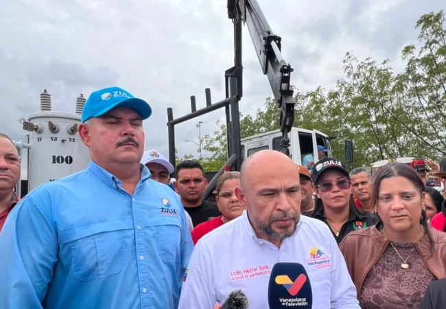 Gobernador Luis Caldera y el Alcalde Héctor Soto hacen la  entregan de 40 nuevos transformadores para fortalecer la red eléctrica en El Soler