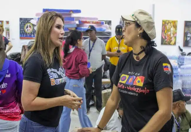 Ana Clara de Di Martino garantiza orden y transparencia en los centros de acopio de Maracaibo