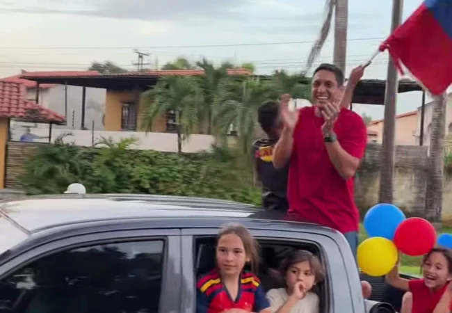 Una efusiva y cálida bienvenida le dieron al árbitro mundialista Jesús Valenzuela en Portuguesa