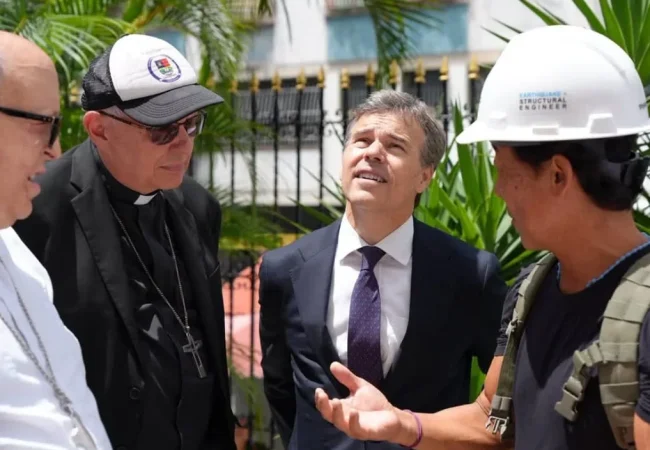 John Barrett participó en la evaluación de la Iglesia Nuestra Señora de la Merced en Caracas tras el doble terremoto