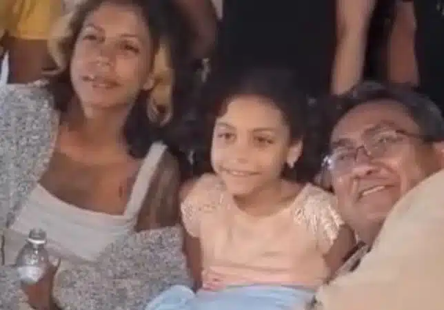 Astrid Arnaude y su hija Jade sobrevivieron con migajas de pan debajo de una mesa durante 60 horas hasta que fueron rescatadas: "Que sigan buscando, que no se cansen"