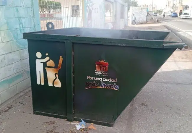IMAU denuncia quema de contenedor instalado en inmediaciones del Liceo Udón Pérez