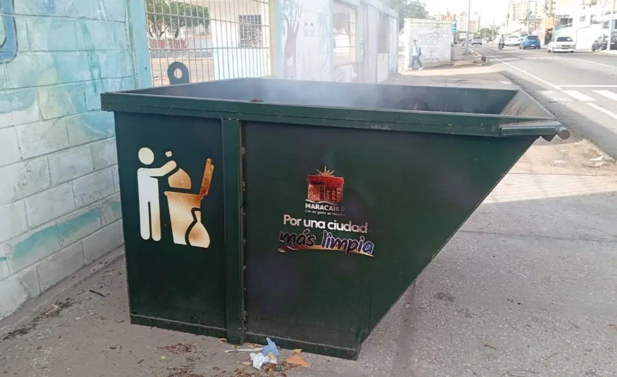 IMAU denuncia quema de contenedor instalado en inmediaciones del Liceo Udón Pérez