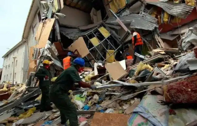Sube a 18 el número de ecuatorianos repatriados tras el doble terremoto en Venezuela
