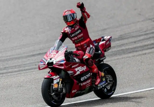 Doblete y récord: Marc Márquez firma un domingo histórico en Sachsenring
