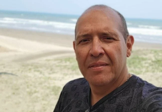 Matan a dos periodistas: Uno en México y el otro en Italia: El primero tiroteado y el segundo fue quemado