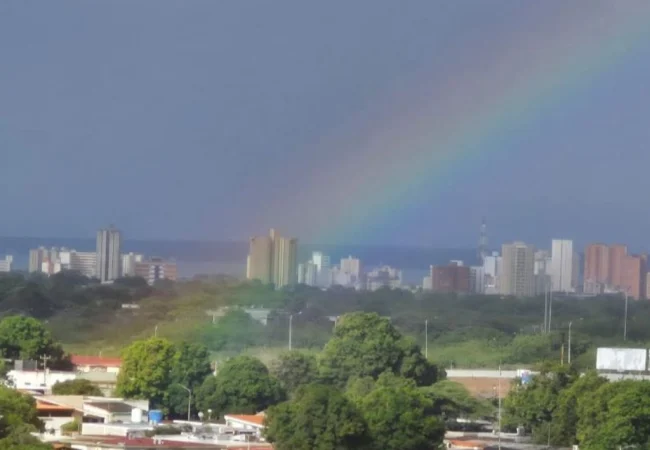 Un bello arcoíris adorna la tarde de Maracaibo este 24 de julio