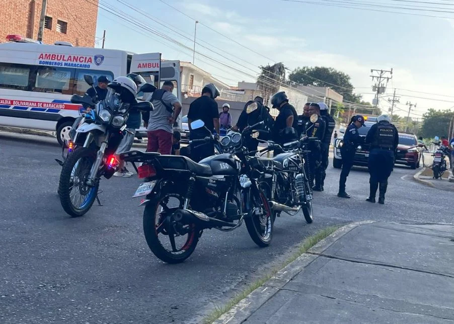 Colisión en la calle 72 con avenida 19 de Maracaibo deja un motorizado herido