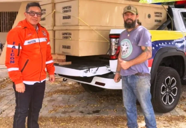 Desde Falcón con el corazón: Carpintería familiar dona ataúdes para las víctimas del terremoto en La Guaira