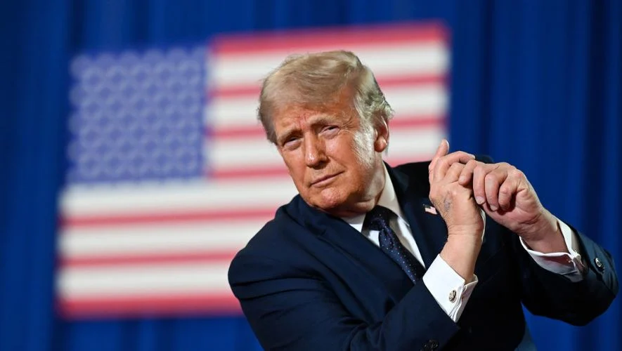 Donald Trump augura más ataques contra Irán en las próximas horas