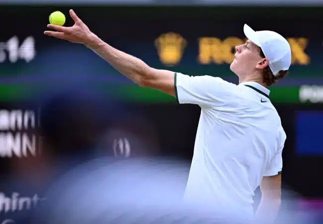 ¡Intratable! Jannik Sinner avanza a cuartos de final en Wimbledon
